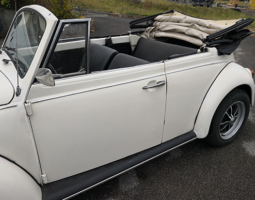 COCCINELLE 1200 CABRIOLET